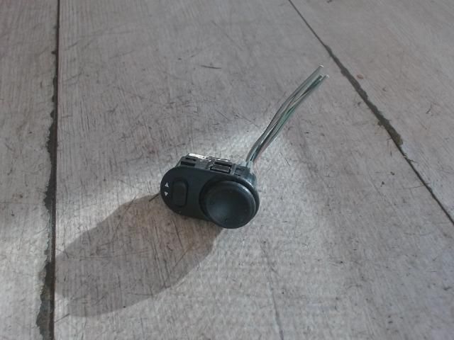 bontott SUZUKI IGNIS II Tükör Kapcsoló