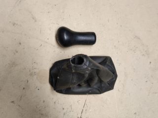 bontott SUZUKI IGNIS II Váltószoknya