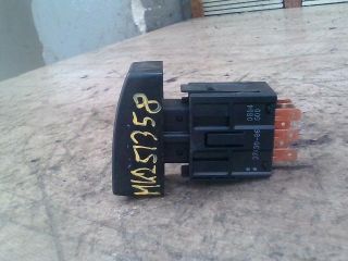 bontott SUZUKI IGNIS II Vészvillogó Kapcsoló