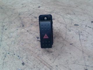 bontott SUZUKI IGNIS II Vészvillogó Kapcsoló