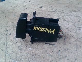 bontott SUZUKI IGNIS II Vészvillogó Kapcsoló