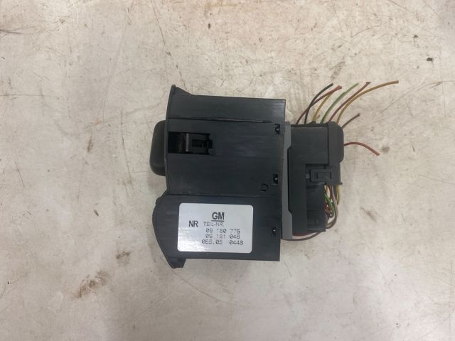 bontott SUZUKI IGNIS II Világítás Kapcsoló