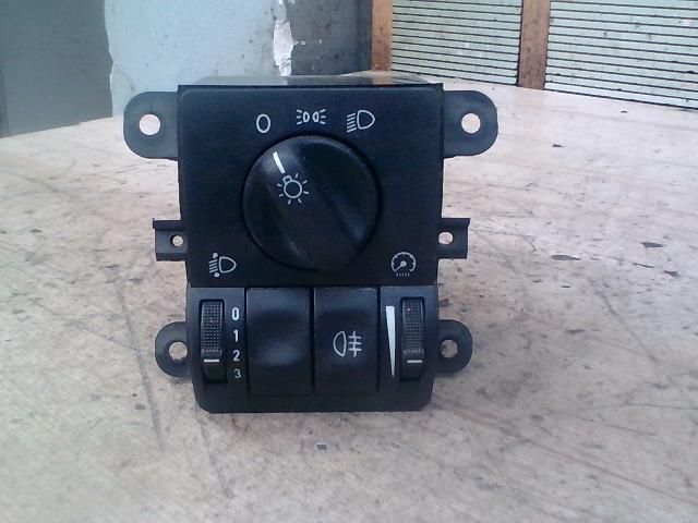 bontott SUZUKI IGNIS II Világítás Kapcsoló