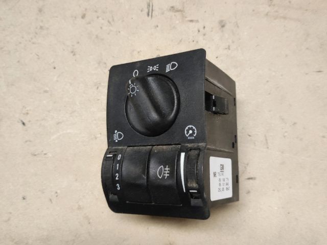 bontott SUZUKI IGNIS II Világítás Kapcsoló