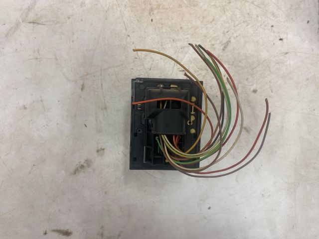 bontott SUZUKI IGNIS II Világítás Kapcsoló