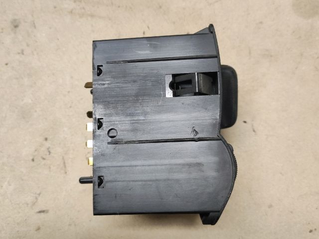 bontott SUZUKI IGNIS II Világítás Kapcsoló