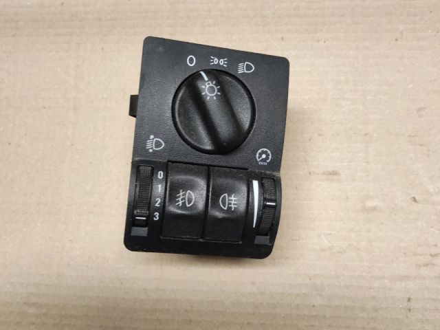 bontott SUZUKI IGNIS II Világítás Kapcsoló