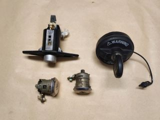 bontott SUZUKI IGNIS II Zárbetét Szett