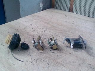 bontott SUZUKI IGNIS II Zárbetét Szett