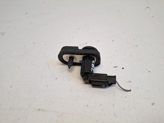bontott SUZUKI IGNIS III Bal első Ajtó Kapcsoló