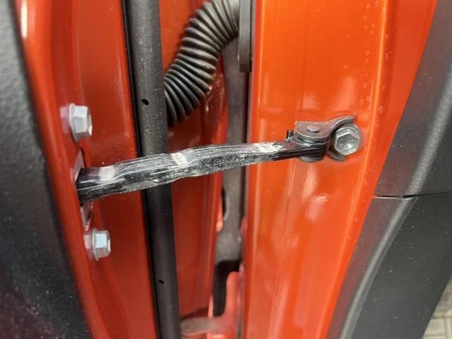 bontott SUZUKI IGNIS III Bal első Ajtóhatároló