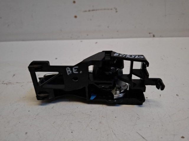 bontott SUZUKI IGNIS III Bal első Belső Kilincs