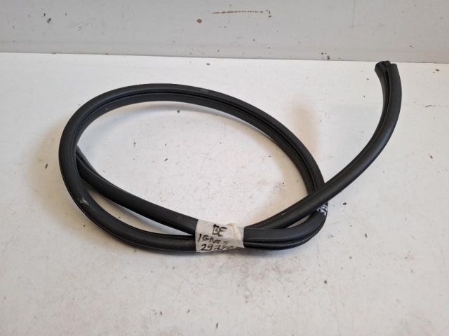 bontott SUZUKI IGNIS III Bal első Gumikéder