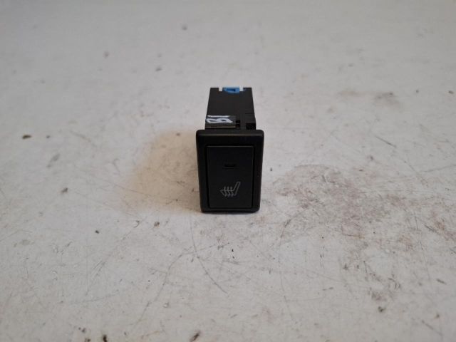 bontott SUZUKI IGNIS III Bal első Ülésfűtés Kapcsoló