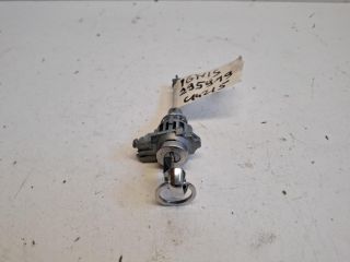 bontott SUZUKI IGNIS III Bal első Zárbetét