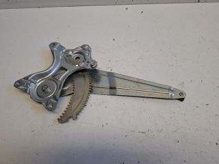 bontott SUZUKI IGNIS III Bal hátsó Ablakemelő Szerkezet (Elektromos)