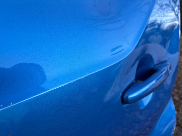 bontott SUZUKI IGNIS III Bal hátsó Ajtó (Részeivel)