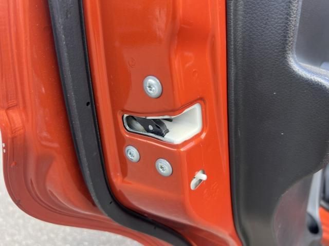 bontott SUZUKI IGNIS III Bal hátsó Ajtózár