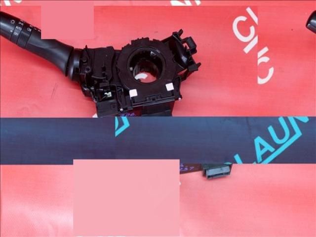 bontott SUZUKI IGNIS III Bal Kormánykapcsoló Irányjelző