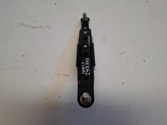 bontott SUZUKI IGNIS III Biztonsági Öv Magasság Állító