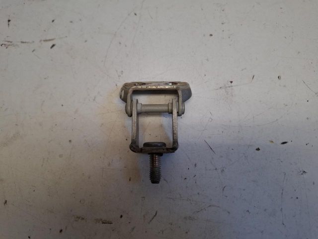 bontott SUZUKI IGNIS III Csomagtérajtó Zsanér