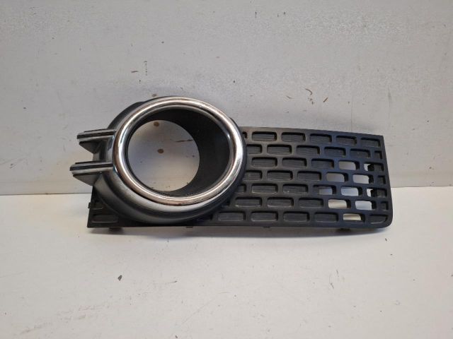 bontott SUZUKI IGNIS III Első Lökhárító Jobb Díszrács