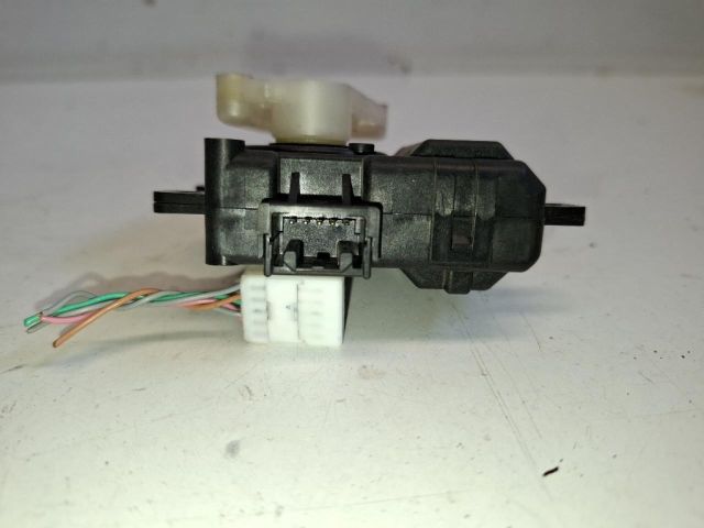 bontott SUZUKI IGNIS III Fűtés Állító Motor