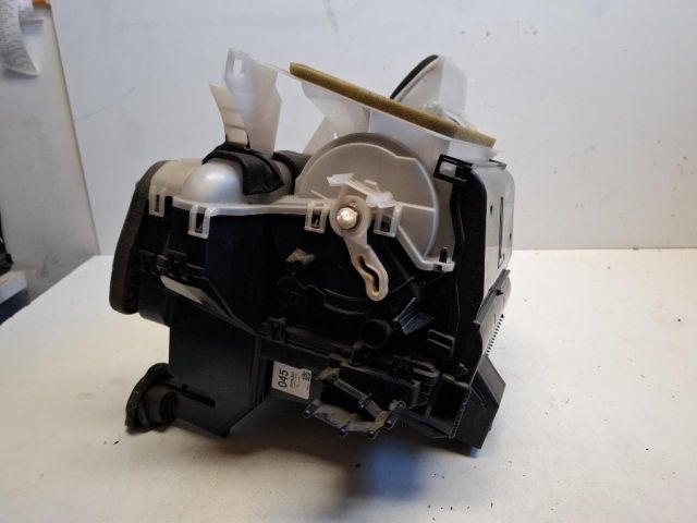 bontott SUZUKI IGNIS III Fűtés Box