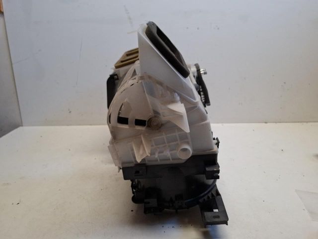 bontott SUZUKI IGNIS III Fűtés Box