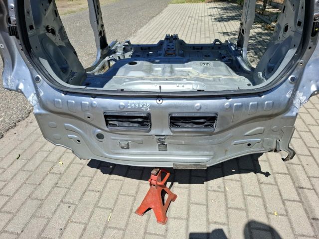 bontott SUZUKI IGNIS III Hátfal