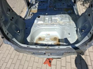 bontott SUZUKI IGNIS III Hátfal