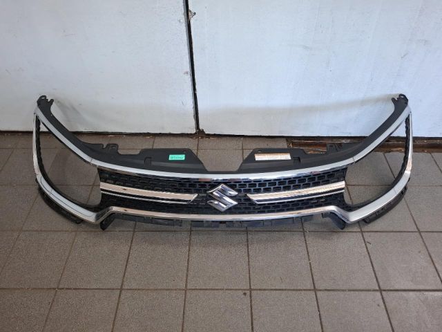 bontott SUZUKI IGNIS III Hűtőrács