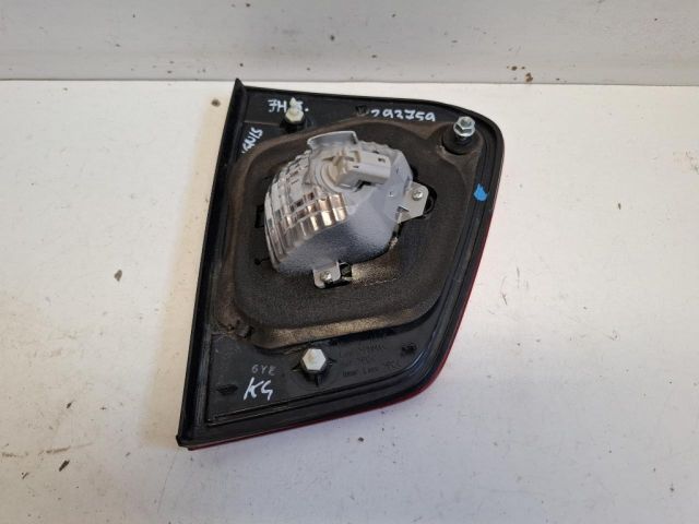 bontott SUZUKI IGNIS III Jobb Belső Hátsó Lámpa