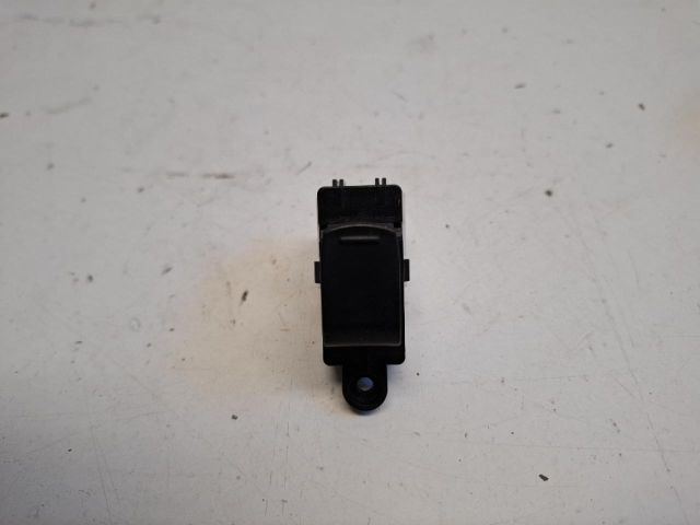 bontott SUZUKI IGNIS III Jobb első Ablakemelő Kapcsoló