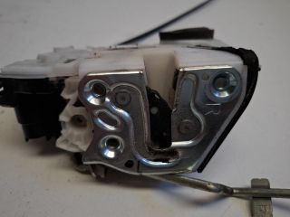 bontott SUZUKI IGNIS III Jobb első Ajtózár