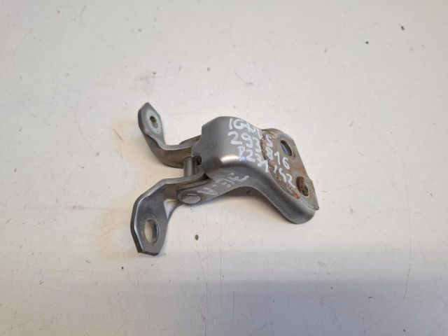 bontott SUZUKI IGNIS III Jobb első Alsó Zsanér