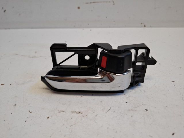 bontott SUZUKI IGNIS III Jobb hátsó Belső Kilincs