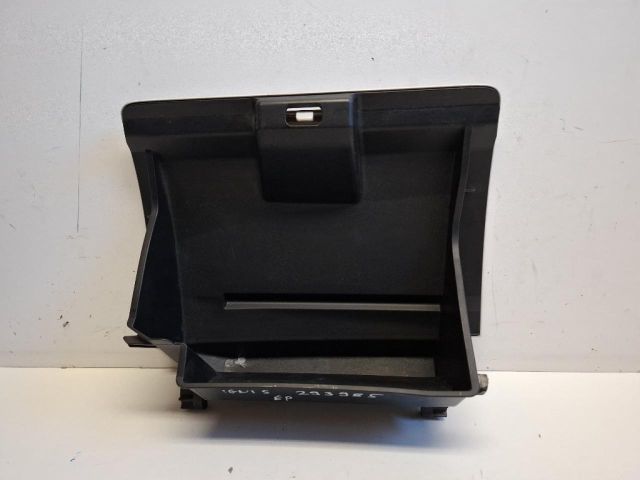 bontott SUZUKI IGNIS III Kesztyűtartó