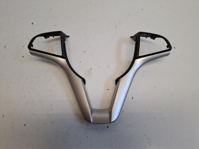 bontott SUZUKI IGNIS III Kormány Díszléc