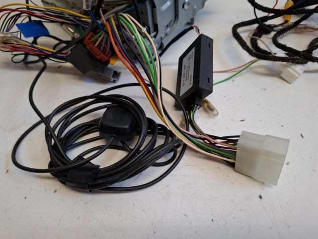 bontott SUZUKI IGNIS III Rádió / CD