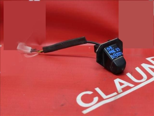 bontott SUZUKI IGNIS III Tolatókamera