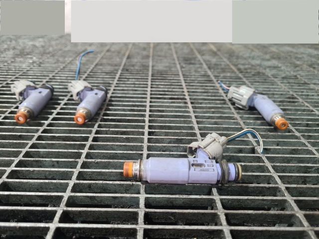 bontott SUZUKI JIMNY Porlasztó (1 db)