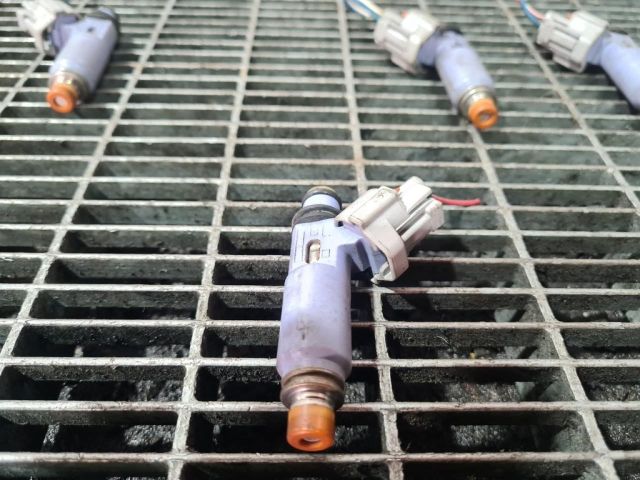 bontott SUZUKI JIMNY Porlasztó (1 db)