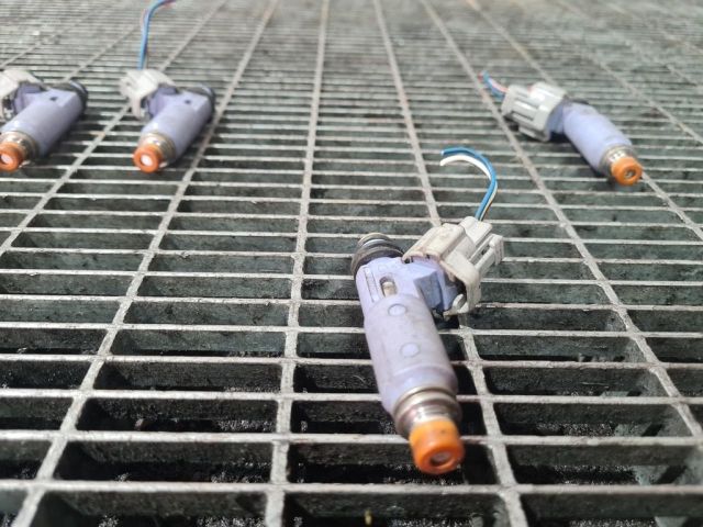 bontott SUZUKI JIMNY Porlasztó (1 db)