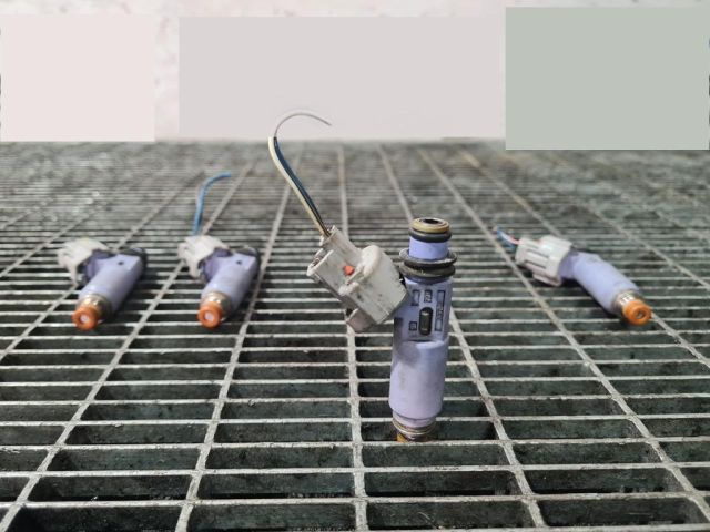 bontott SUZUKI JIMNY Porlasztó (1 db)