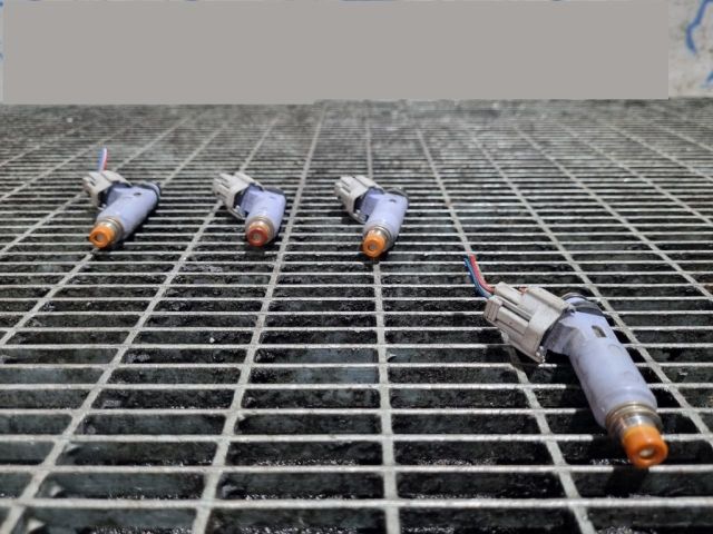 bontott SUZUKI JIMNY Porlasztó (1 db)