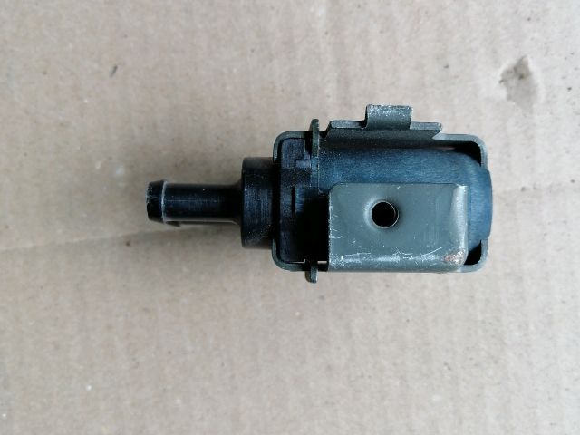 bontott SUZUKI JIMNY Tankszellőztető Szelep