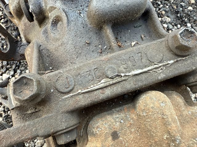 bontott SUZUKI JIMNY Váltó (Mechanikus)