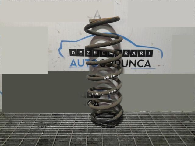 bontott SUZUKI JIMNY Első Rugó