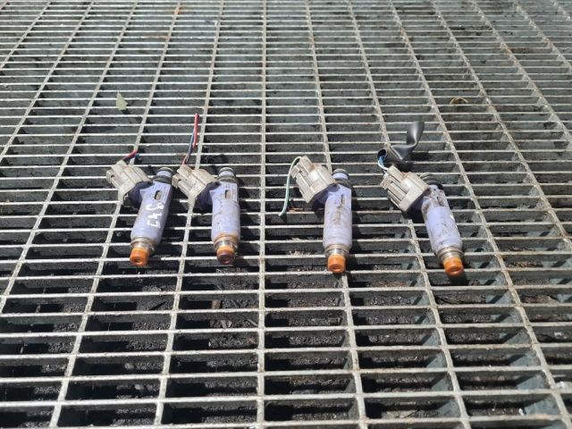 bontott SUZUKI JIMNY Porlasztó (1 db)